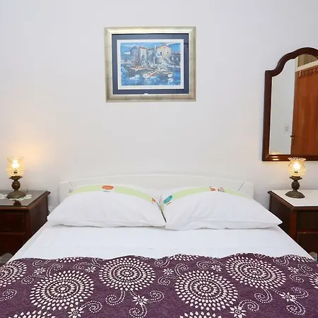 Apartment Bed Bepo *